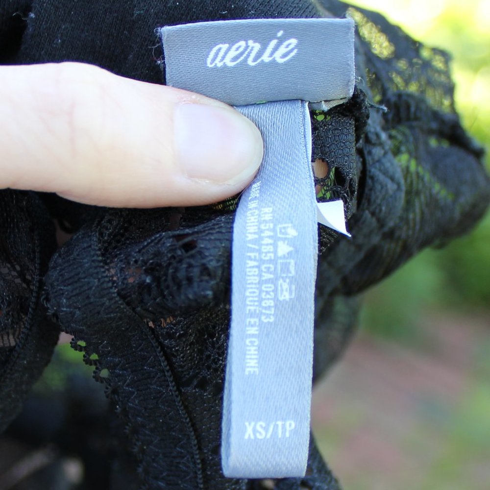 Aerie Black Lace Botanical Floral V Cut Bralette - Picture 5 of 7